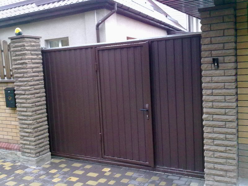 Здесь можно купить Ворота и калитки из профлиста